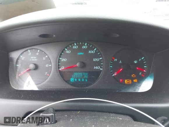 2015 Chevrolet Impala Police Police z VIN 2G1WD5E38F1134128, wystawiony jako IAAI lot #43282036 z przebiegiem 111 887 mil mil oraz . Historia ofert i sprzedaży dostępna na DreamBid. Obrazek 7.