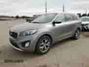 2017 Kia Sorento SX z VIN 5XYPKDA56HG194176, wystawiony jako Copart lot #87491475 z przebiegiem 175 122 mil mil oraz Czysty tytuł • Clean title. Historia ofert i sprzedaży dostępna na DreamBid. Obrazek 1.