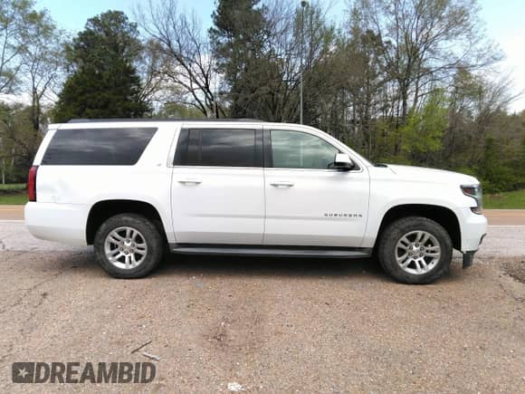 2015 Chevrolet Suburban LT с VIN 1GNSCJKC6FR229260, выставлен на аукционе IAAI как лот 41974363 с пробегом 251 395 миль миль и . История ставок и продаж доступна на DreamBid. Изображение 13.