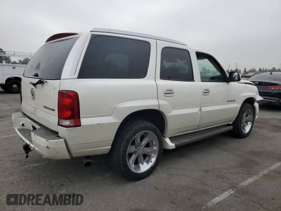 2006 Cadillac Escalade с VIN 1GYEK63N16R128191, выставлен на аукционе Copart как лот 65955205 с пробегом 177 579 миль миль и Списание • Salvage title. История ставок и продаж доступна на DreamBid. Изображение 3.