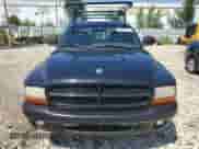 1997 Dodge Dakota z VIN 1B7GL23Y8VS234692, wystawiony jako Copart lot #68842225 z przebiegiem 164 194 mil mil oraz Nie do naprawy • Non repairable. Historia ofert i sprzedaży dostępna na DreamBid. Obrazek 5.
