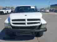 1997 Dodge Dakota z VIN 1B7GL23X7VS224954, wystawiony jako IAAI lot #42475903 z przebiegiem Nie podano mil oraz . Historia ofert i sprzedaży dostępna na DreamBid. Obrazek 11.