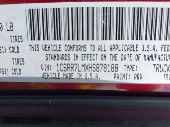 2017 Ram 1500 Big Horn z VIN 1C6RR7LMXHS878188, wystawiony jako IAAI lot #43176010 z przebiegiem 115 315 mil mil oraz . Historia ofert i sprzedaży dostępna na DreamBid. Obrazek 9.