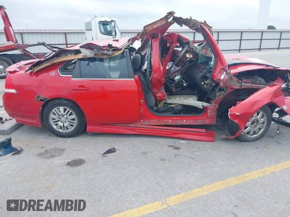 2009 Chevrolet Impala LT with VIN 2G1WT57K491152251, listed as a IAAI auction lot 42798880 with Not provided miles and . Bid and sale history available at DreamBid. Image 13.