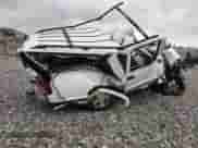 1999 Chevrolet Suburban z VIN 1GBFK16R0XJ456377, wystawiony jako Copart lot #59630184 z przebiegiem 238 730 mil mil oraz Nie do naprawy • Non repairable. Historia ofert i sprzedaży dostępna na DreamBid. Obrazek 3.