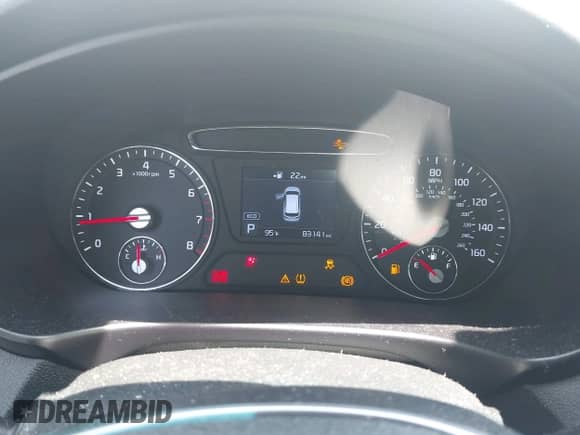 2020 Kia Sorento LX с VIN 5XYPG4A52LG659708, выставлен на аукционе IAAI как лот 43122688 с пробегом 83 141 миль миль и . История ставок и продаж доступна на DreamBid. Изображение 7.