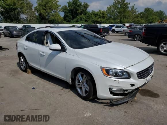 2014 Volvo S60 T5 с VIN YV1612FS6E1295211, выставлен на аукционе Copart как лот 68527425 с пробегом Не указан миль и Списание • Salvage title. История ставок и продаж доступна на DreamBid. Изображение 4.