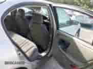 2004 Chevrolet Malibu Classic z VIN 1G1ND52F64M555535, wystawiony jako IAAI lot #42840038 z przebiegiem 134 640 mil mil oraz . Historia ofert i sprzedaży dostępna na DreamBid. Obrazek 8.