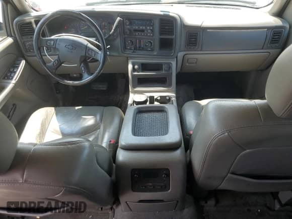 2005 Chevrolet Tahoe LS с VIN 1GNEC13TX5J171758, выставлен на аукционе Copart как лот 64902515 с пробегом 165 888 миль миль и Чистый • Clean title. История ставок и продаж доступна на DreamBid. Изображение 8.