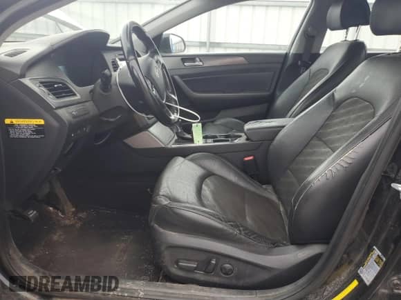 2016 Hyundai Sonata Limited с VIN 5NPE34AF3GH372789, выставлен на аукционе Copart как лот 86331395 с пробегом 272 330 миль миль и Чистый • Clean title. История ставок и продаж доступна на DreamBid. Изображение 7.