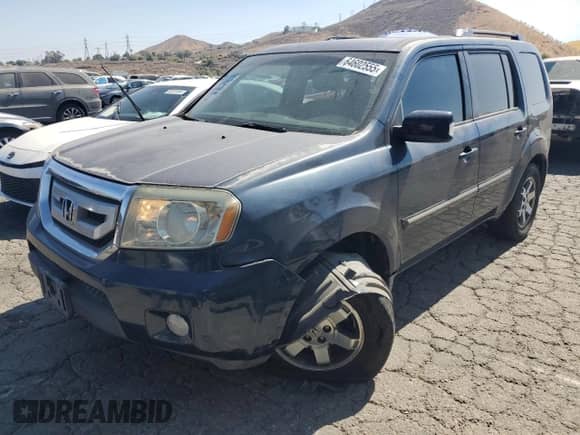 2009 Honda Pilot Touring with VIN 5FNYF488X9B041284, listed as a Copart auction lot 64602555 with 273,147 mi miles and Salvage title. Bid and sale history available at DreamBid. Image 1.