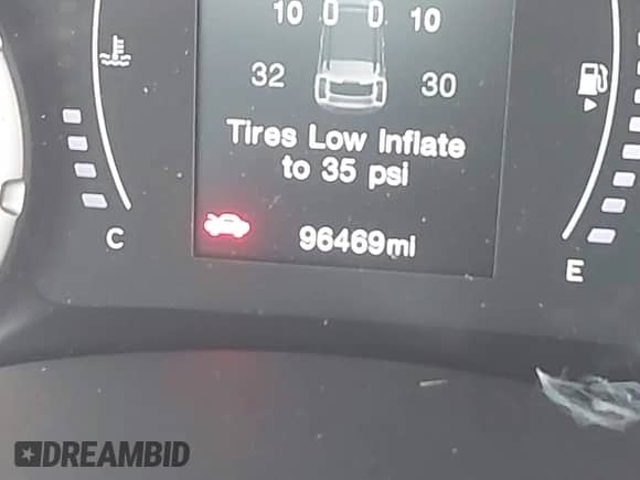 2018 Jeep Renegade Latitude with VIN ZACCJABB3JPG91146, listed as a IAAI auction lot 42296772 with 96,469 mi miles and . Bid and sale history available at DreamBid. Image 15.