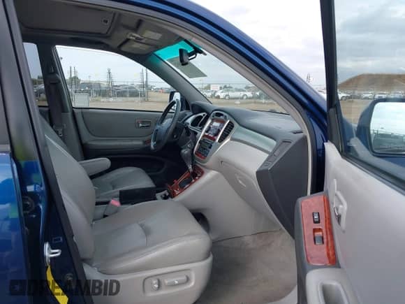 2007 Toyota Highlander w/3rd Row z VIN JTEDP21A670128944, wystawiony jako IAAI lot #43502852 z przebiegiem 256 971 mil mil oraz . Historia ofert i sprzedaży dostępna na DreamBid. Obrazek 5.