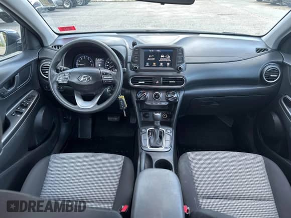 2019 Hyundai Kona SE с VIN KM8K1CAA8KU305509, выставлен на аукционе IAAI как лот 43289925 с пробегом 203 762 миль миль и . История ставок и продаж доступна на DreamBid. Изображение 6.