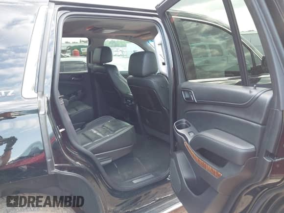 2016 Chevrolet Tahoe LTZ with VIN 1GNSCCKC7GR144120, listed as a IAAI auction lot 42303641 with 126,196 mi miles and . Bid and sale history available at DreamBid. Image 8.