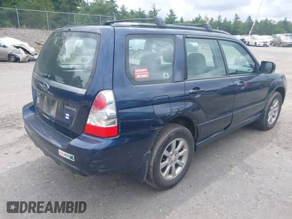 2006 Subaru Forester X with VIN JF1SG65686H741291, listed as a IAAI auction lot 43106492 with 196,390 mi miles and . Bid and sale history available at DreamBid. Image 4.