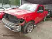 2009 Dodge 1500 SLT z VIN 1D3HV13T59J513565, wystawiony jako IAAI lot #43292077 z przebiegiem 213 940 mil mil oraz . Historia ofert i sprzedaży dostępna na DreamBid. Obrazek 2.