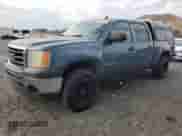 2007 GMC Sierra 1500 SLE1 z VIN 2GTEC13CX71501310, wystawiony jako Copart lot #81711125 z przebiegiem 218 998 mil mil oraz Szkoda całkowita • Salvage title. Historia ofert i sprzedaży dostępna na DreamBid. Obrazek 1.