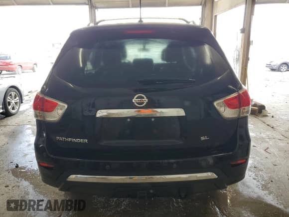 2014 Nissan Pathfinder S z VIN 5N1AR2MN3EC683261, wystawiony jako Copart lot #69570805 z przebiegiem 180 201 mil mil oraz Szkoda całkowita • Salvage title. Historia ofert i sprzedaży dostępna na DreamBid. Obrazek 6.
