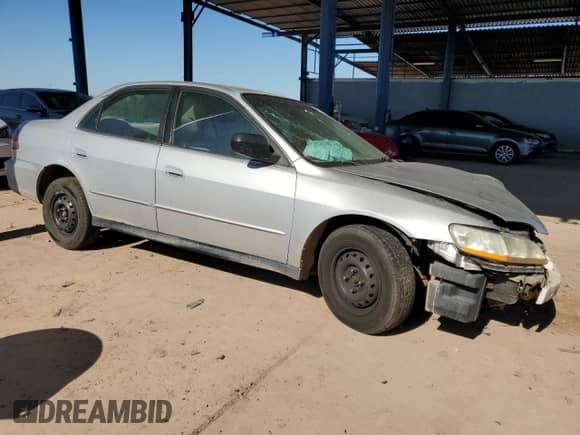 2001 Honda Accord VP с VIN 1HGCF86661A060559, выставлен на аукционе Copart как лот 56335305 с пробегом 241 738 миль миль и Списание • Salvage title. История ставок и продаж доступна на DreamBid. Изображение 4.