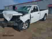 2017 Ram 1500 Tradesman с VIN 3C6JR6DT1HG631873, выставлен на аукционе IAAI как лот 42335575 с пробегом 148 488 миль миль и . История ставок и продаж доступна на DreamBid. Изображение 17.