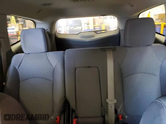 2011 Chevrolet Traverse 1LT с VIN 1GNKVGED9BJ137411, выставлен на аукционе Copart как лот 71120175 с пробегом 178 762 миль миль и Чистый • Clean title. История ставок и продаж доступна на DreamBid. Изображение 10.