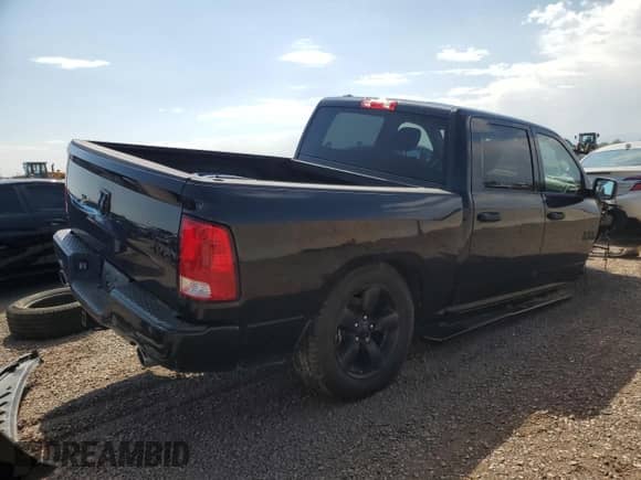 2019 Ram 1500 Express z VIN 1C6RR7KT2KS508823, wystawiony jako Copart lot #70842545 z przebiegiem 59 869 mil mil oraz Szkoda całkowita • Salvage title. Historia ofert i sprzedaży dostępna na DreamBid. Obrazek 3.