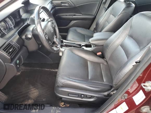 2014 Honda Accord Touring z VIN 1HGCR2F92EA800368, wystawiony jako Copart lot #82225915 z przebiegiem 65 840 mil mil oraz Czysty tytuł • Clean title. Historia ofert i sprzedaży dostępna na DreamBid. Obrazek 7.