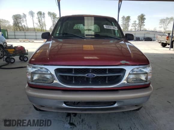 1998 Ford Explorer XLT с VIN 1FMZU35P9WZC18148, выставлен на аукционе Copart как лот 50892185 с пробегом 203 390 миль миль и Списание • Salvage title. История ставок и продаж доступна на DreamBid. Изображение 5.