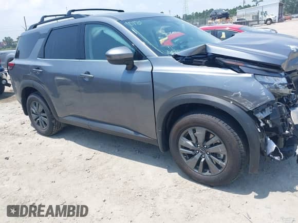 2025 Nissan Pathfinder SV с VIN 5N1DR3BB9SC223268, выставлен на аукционе IAAI как лот 42597120 с пробегом 3 071 миль миль и . История ставок и продаж доступна на DreamBid. Изображение 1.