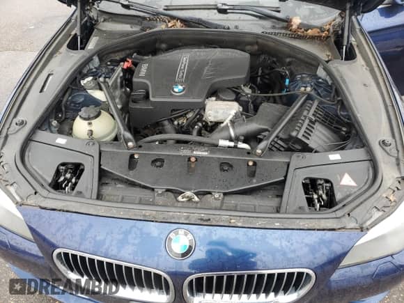 2012 BMW 5 Series 528i xDrive с VIN WBAXH5C55CDW11079, выставлен на аукционе Copart как лот 89524605 с пробегом 99 051 миль миль и Чистый • Clean title. История ставок и продаж доступна на DreamBid. Изображение 11.