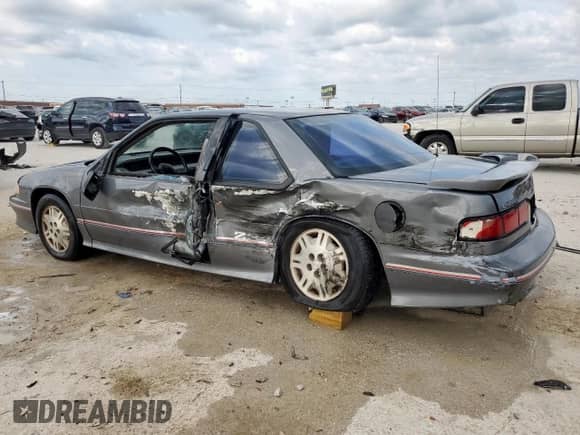 1992 Chevrolet Lumina с VIN 2G1WP14X4N9107612, выставлен на аукционе Copart как лот 50333195 с пробегом 135 186 миль миль и Списание • Salvage title. История ставок и продаж доступна на DreamBid. Изображение 2.