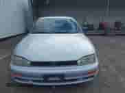 1994 Toyota Camry DX z VIN 4T1SK11E2RU446817, wystawiony jako IAAI lot #43336782 z przebiegiem 259 967 mil mil oraz . Historia ofert i sprzedaży dostępna na DreamBid. Obrazek 6.