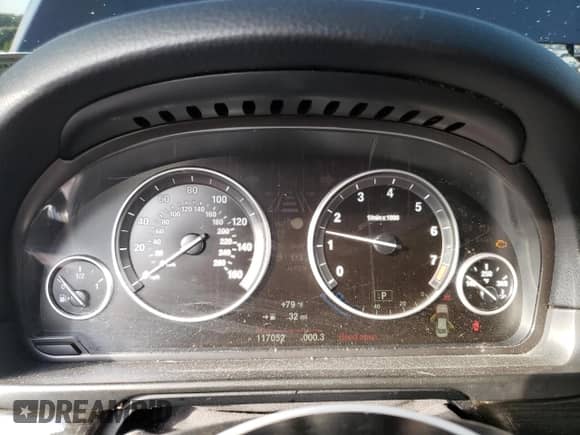 2016 BMW 5 Series 550i z VIN WBAKN9C58GD961998, wystawiony jako Copart lot #63638125 z przebiegiem 117 052 mil mil oraz Szkoda całkowita • Salvage title. Historia ofert i sprzedaży dostępna na DreamBid. Obrazek 9.