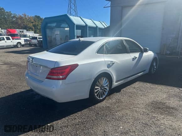 2014 Hyundai Equus Signature с VIN KMHGH4JH6EU077423, выставлен на аукционе Copart как лот 89537625 с пробегом 102 434 миль миль и Чистый • Clean title. История ставок и продаж доступна на DreamBid. Изображение 4.