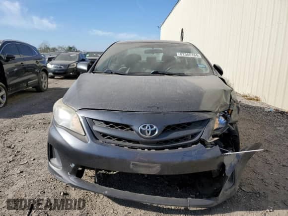 2011 Toyota Corolla L с VIN 2T1BU4EE5BC563269, выставлен на аукционе Copart как лот 46358175 с пробегом 89 554 миль миль и Списание • Salvage title. История ставок и продаж доступна на DreamBid. Изображение 5.
