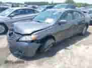 2008 Toyota Camry LE z VIN 4T1BE46K08U754574, wystawiony jako IAAI lot #42773931 z przebiegiem 117 477 mil mil oraz . Historia ofert i sprzedaży dostępna na DreamBid. Obrazek 17.