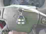 2002 Chevrolet TrailBlazer LS z VIN 1GNDT13S022332787, wystawiony jako IAAI lot #42739318 z przebiegiem 155 190 mil mil oraz . Historia ofert i sprzedaży dostępna na DreamBid. Obrazek 11.