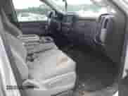 2017 Chevrolet Silverado 1500 Custom с VIN 1GCRCPEH8HZ246260, выставлен на аукционе IAAI как лот 42876102 с пробегом 138 413 миль миль и . История ставок и продаж доступна на DreamBid. Изображение 5.