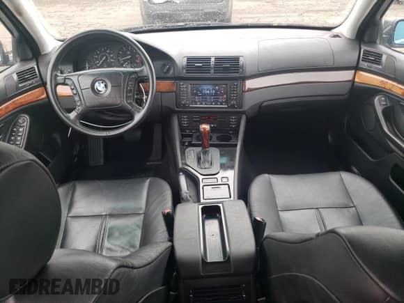 2001 BMW 5 Series 525i with VIN WBADS43441GD84598, listed as a Copart auction lot 63105485 with 205,708 mi miles and Salvage title. Bid and sale history available at DreamBid. Image 8.