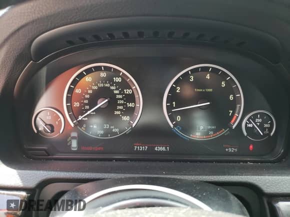 2017 BMW 5 Series с VIN WBA5M2C31HG499368, выставлен на аукционе Copart как лот 52301314 с пробегом 71 317 миль миль и . История ставок и продаж доступна на DreamBid. Изображение 9.