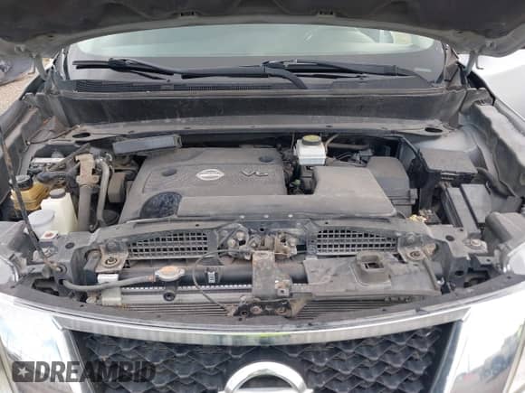 2013 Nissan Pathfinder Platinum with VIN 5N1AR2MN9DC603279, listed as a IAAI auction lot 42933285 with 179,082 mi miles and . Bid and sale history available at DreamBid. Image 10.