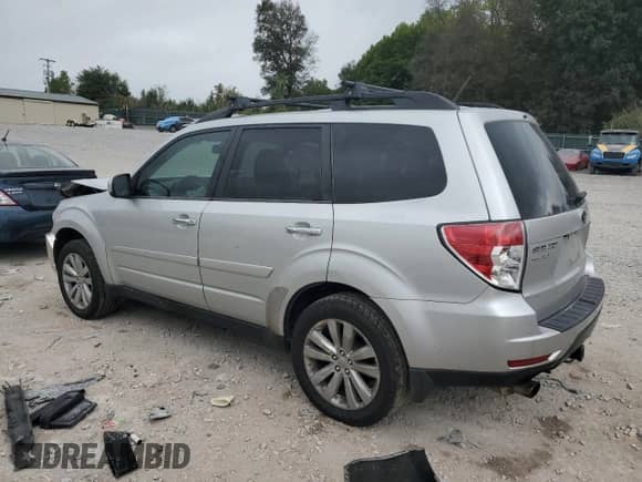 2011 Subaru Forester X Limited z VIN JF2SHBEC8BH748758, wystawiony jako Copart lot #85281055 z przebiegiem 134 632 mil mil oraz Szkoda całkowita • Salvage title. Historia ofert i sprzedaży dostępna na DreamBid. Obrazek 2.