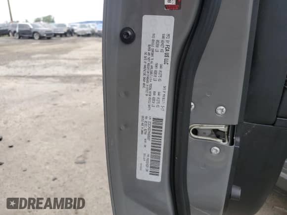 2017 Chrysler 300 S с VIN 2C3CCAGG7HH606937, выставлен на аукционе Copart как лот 69544655 с пробегом 97 849 миль миль и Чистый • Clean title. История ставок и продаж доступна на DreamBid. Изображение 12.