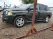 2010 Jeep Compass Sport z VIN 1J4NT1FB6AD626166, wystawiony jako Copart lot #88448045 z przebiegiem 181 098 mil mil oraz Szkoda całkowita • Salvage title. Historia ofert i sprzedaży dostępna na DreamBid. Obrazek 1.