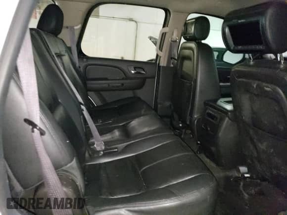 2014 Chevrolet Tahoe LT with VIN 1GNSKBE01ER225173, listed as a Copart auction lot 58045445 with 157,215 mi miles and Clean title. Bid and sale history available at DreamBid. Image 11.