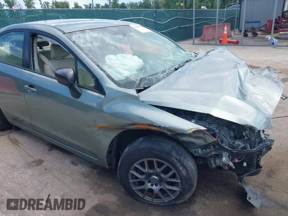 2015 Subaru Impreza z VIN JF1GJAA62FH006385, wystawiony jako IAAI lot #39605160 z przebiegiem Nie podano mil oraz . Historia ofert i sprzedaży dostępna na DreamBid. Obrazek 20.