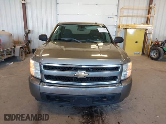 2007 Chevrolet Silverado 1500 LS с VIN 2GCEK13C571501993, выставлен на аукционе IAAI как лот 41984825 с пробегом Не указан миль и . История ставок и продаж доступна на DreamBid. Изображение 6.