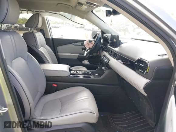 2024 Honda Pilot Elite with VIN 5FNYG1H82RB033854, listed as a IAAI auction lot 43380683 with 37,507 mi miles and . Bid and sale history available at DreamBid. Image 5.