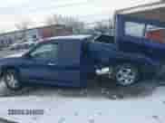 2011 Chevrolet Colorado 1LT с VIN 1GCESCF98B8126375, выставлен на аукционе IAAI как лот 41539554 с пробегом 137 477 миль миль и . История ставок и продаж доступна на DreamBid. Изображение 14.